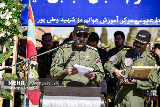 آیین تشییع پیکر دو شهید خلبان هوانیروز در اصفهان