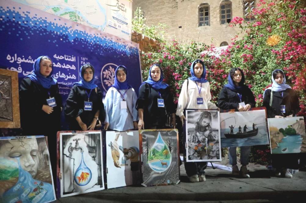 آغاز سال آبی هنر ایران؛ مجسمه بهمن محصص به موزه هنرهای معاصر تهران رفت