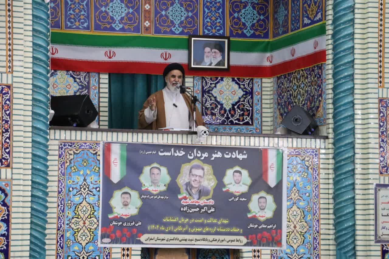 موسوی:مسئولان مراقب معیشت مردم در آستانه سال نو باشند