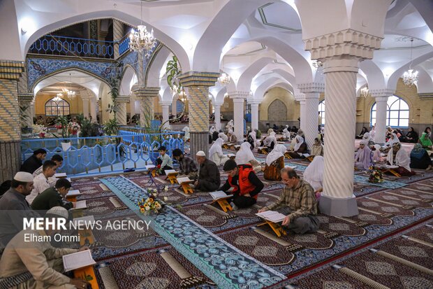 مراسم جزء‌خوانی قرآن کریم در سنندج