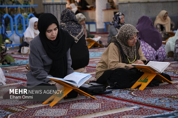 مراسم جزء‌خوانی قرآن کریم در سنندج