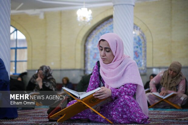 مراسم جزء‌خوانی قرآن کریم در سنندج