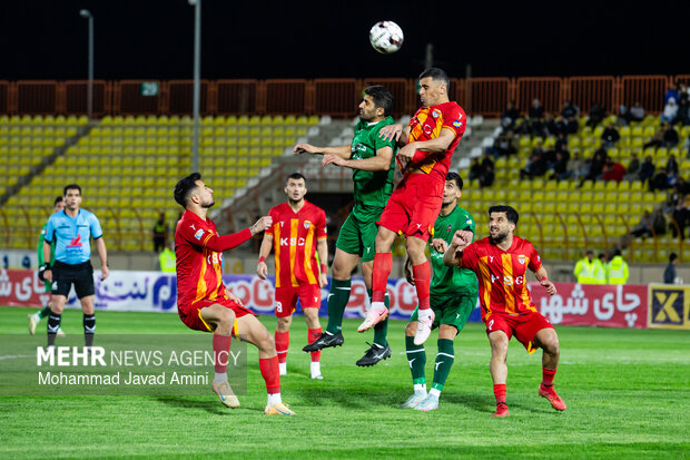 سه ورزشگاه آماده میزبانی لیگ برتر؛ استقلال وپرسپولیس درخواست ندادهاند سه ورزشگاه آماده میزبانی لیگ برتر؛ استقلال وپرسپولیس درخواست ندادهاند