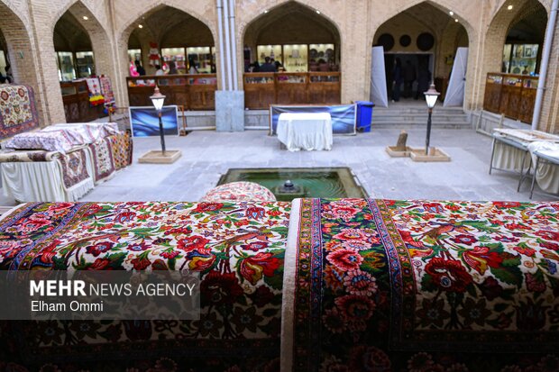 نمایشگاه مشاغل خانگی در سنندج