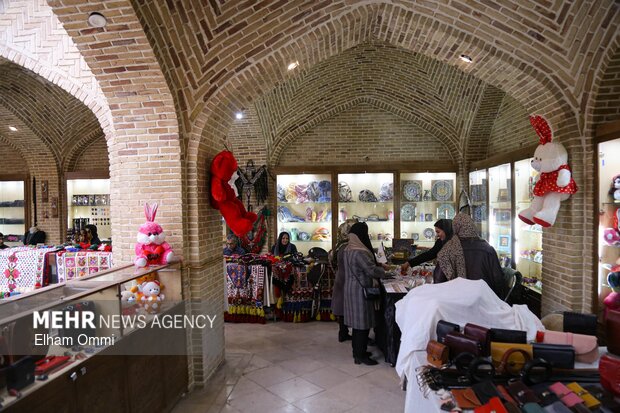 نمایشگاه مشاغل خانگی در سنندج