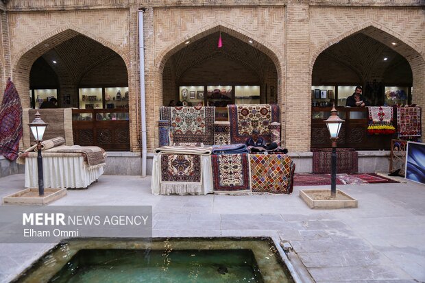 نمایشگاه مشاغل خانگی در سنندج