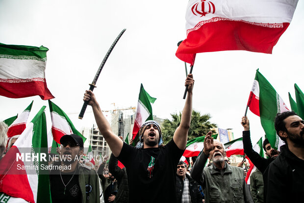 تجمع مردمی «تا پای جان برای ایران» درمیدان فلسطین