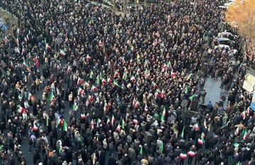 اجتماع مردم سمنان در معراج الشهدا