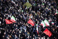 گزارش خبرنگار مهر از اربعین رهبر شهید انقلاب در میدان نقش جهان