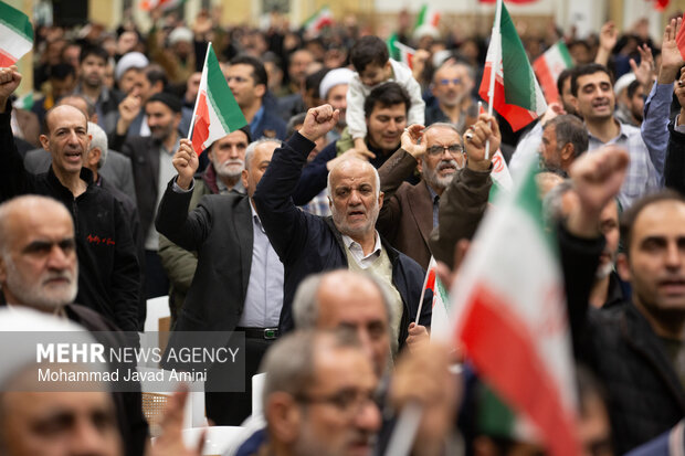 تجمع مردم قزوین در دفاع و حمایت از ایران جان در قزوین