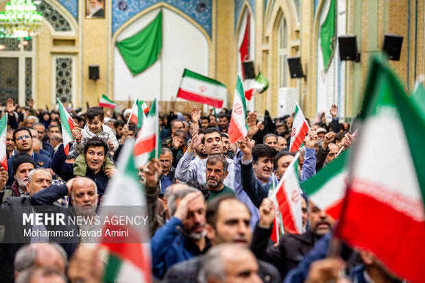 تجمع مردم قزوین در دفاع و حمایت از ایران جان در قزوین