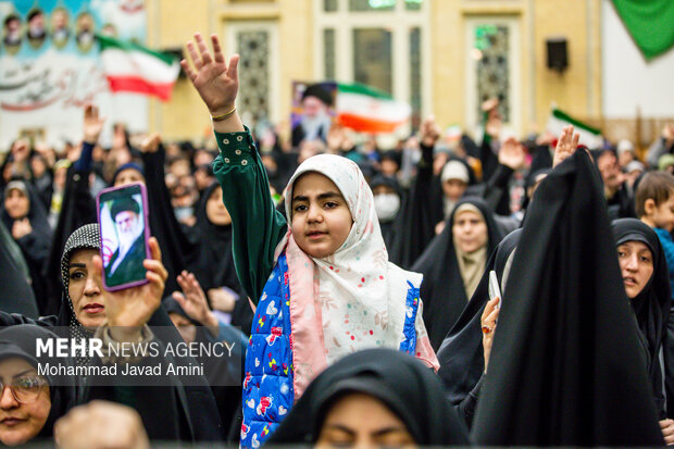 تجمع مردم قزوین در دفاع و حمایت از ایران جان در قزوین