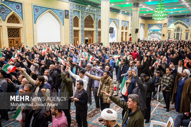 تجمع مردم قزوین در دفاع و حمایت از ایران جان در قزوین