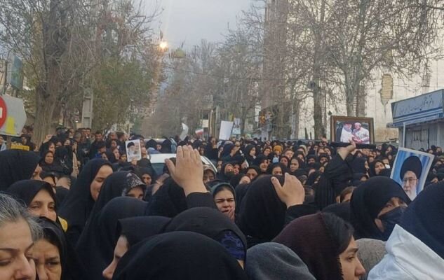 عزاداری زنان یاسوجی در رثای شهادت ولی امر مسلمین جهان