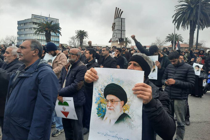 سردادن شعار برادر سپاهی انتقام انتقام در گرگان