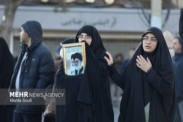 People in Arak condemn US-Israeli aggression against Iran
