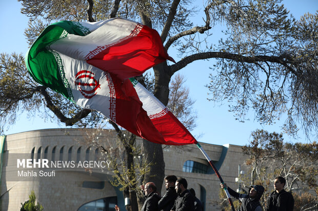 People in Arak condemn US-Israeli aggression against Iran
