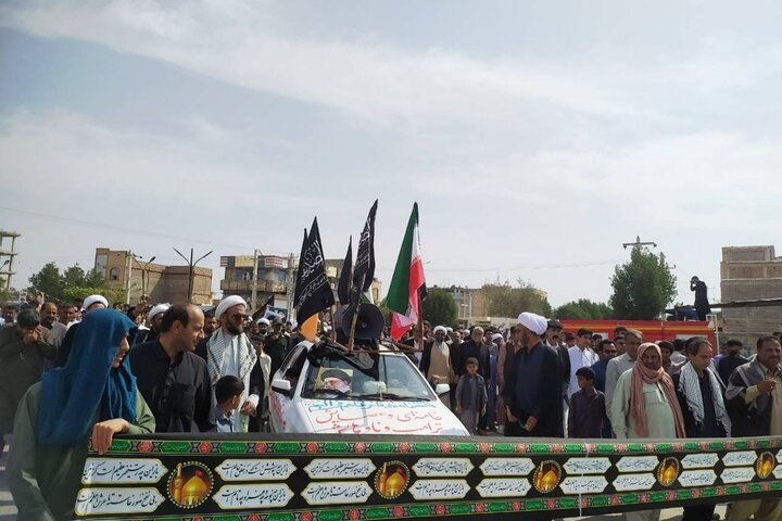 خروش مردم دلگان در پی شهادت رهبر کبیر انقلاب اسلامی