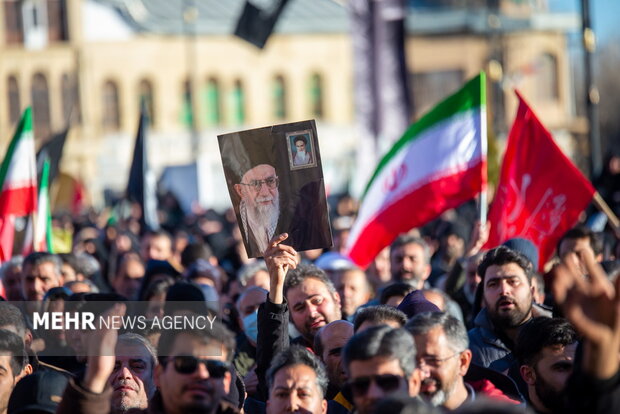 اجماع عزاداران شهادت امام خامنه ای در همدان