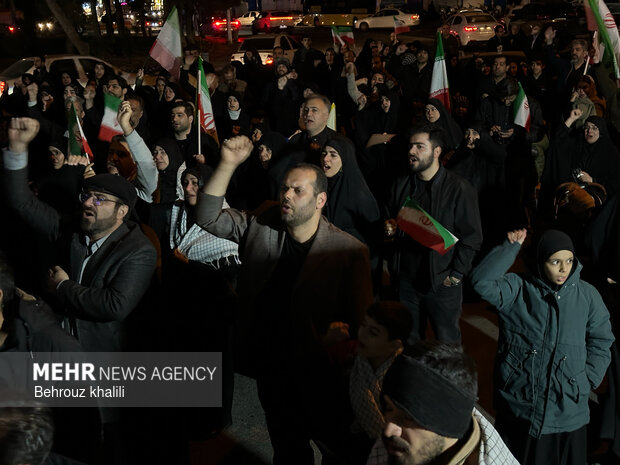 حضور آحاد ملت در میادین اصلی تهران در اقامه عزای شهادت رهبر معظم انقلاب اسلامی