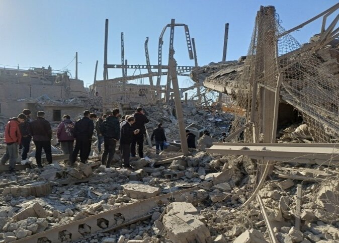 حمله هوایی به سنندج؛ تخریب خانه های مسکونی