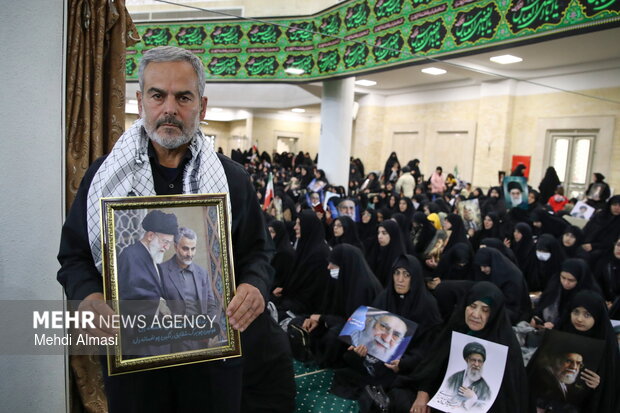 مجلس سوگ و عزای رهبر شهید انقلاب در زنجان