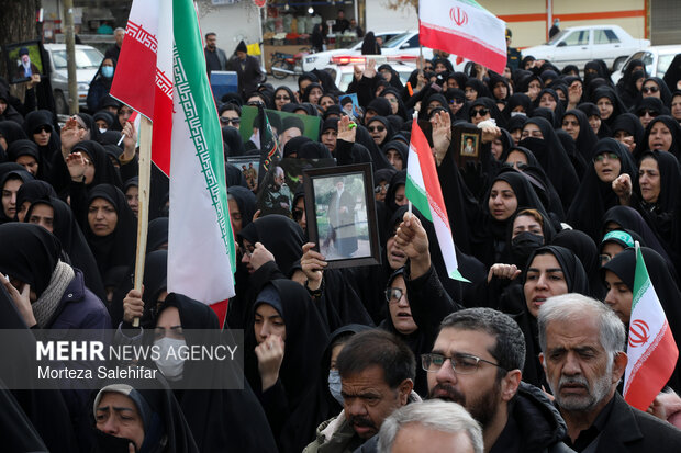 تشییع پیکر شهید «مهدی عباسی» در شهرکرد