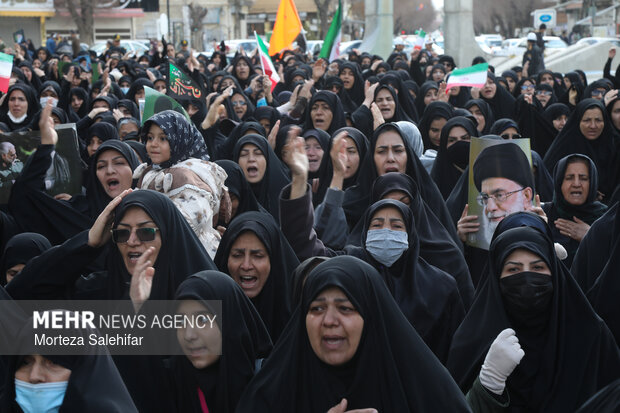 تشییع پیکر شهید «مهدی عباسی» در شهرکرد