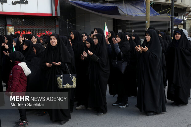 تشییع پیکر شهید «مهدی عباسی» در شهرکرد