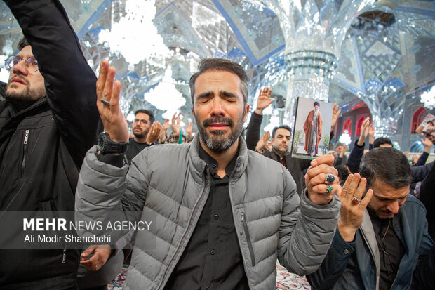 زائران رضوى سوگوار شهيد و امام اُمت