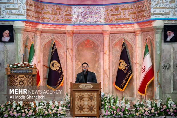 زائران رضوى سوگوار شهيد و امام اُمت