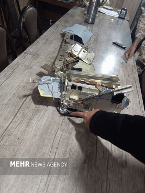 تصاویری از باقی‌مانده پهپادهای منهدم شده دشمن در فارس