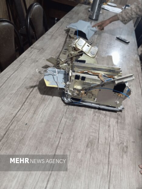 تصاویری از باقی‌مانده پهپادهای منهدم شده دشمن در فارس