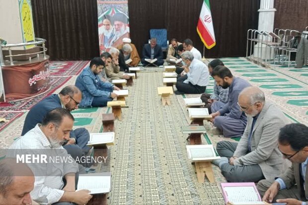 برگزاری محفل انس با قرآن و ضیافت افطار در خاش