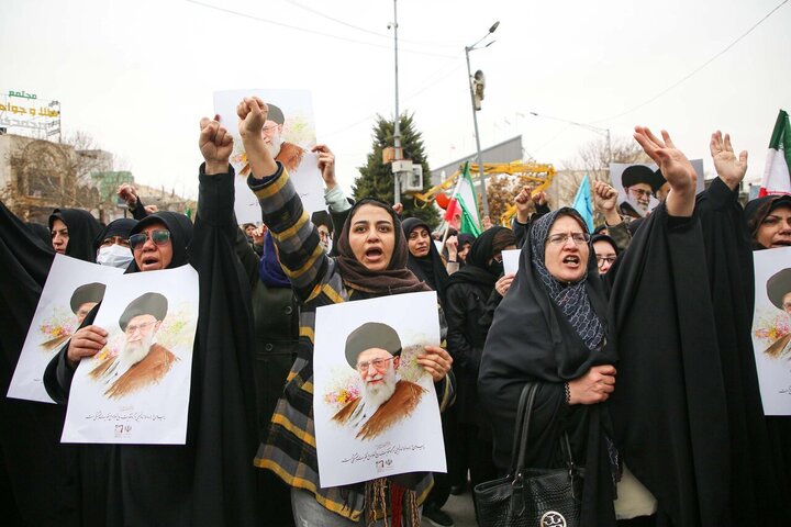 باب الرضای سیاه پوش یکصدا انتقام خون سید خراسانی را فریاد زد
