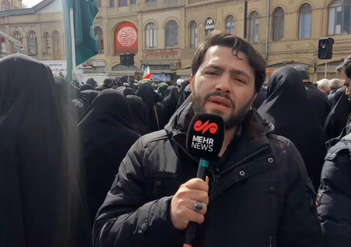 برادر شهید محمدی: شهدایمان را تقدیم اسلام کردیم