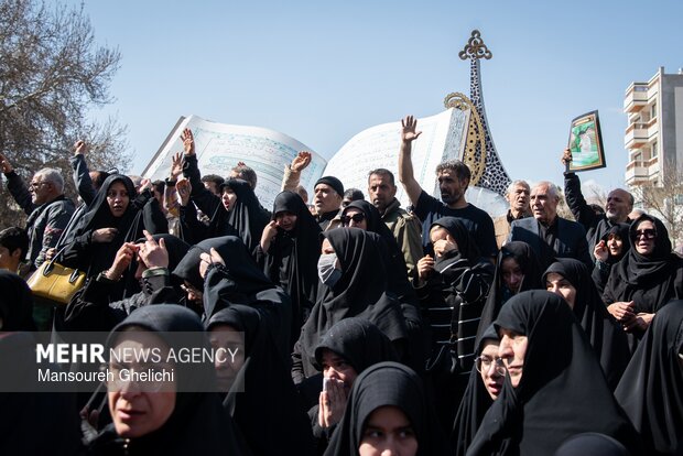 سوگواری مردم شاهرود در پی شهادت امام خامنه‌ای