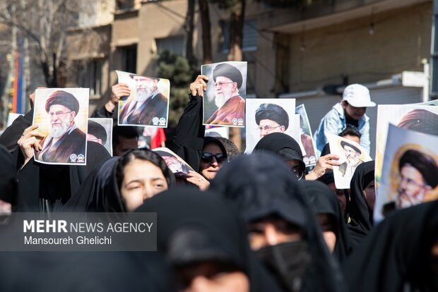 سوگواری مردم شاهرود در پی شهادت امام خامنه‌ای