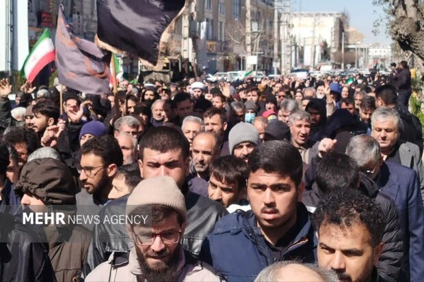 تشییع پیکر سرباز شهید افشین اسکندری در نسیم‌شهر برگزار شد