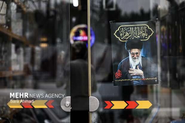 مشهد در عزای رهبر شهید