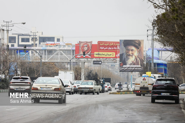 مشهد در عزای رهبر شهید