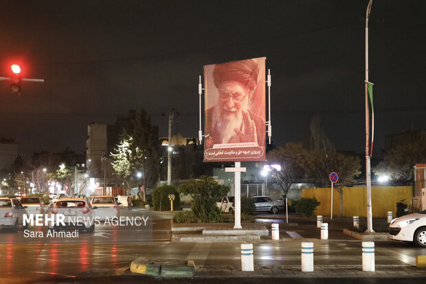 مشهد در عزای رهبر شهید