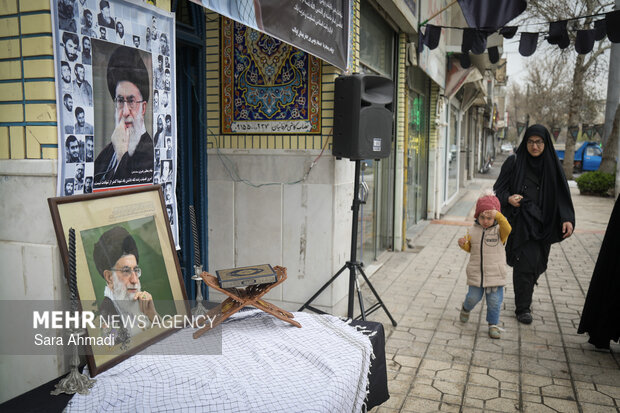 مشهد در عزای رهبر شهید