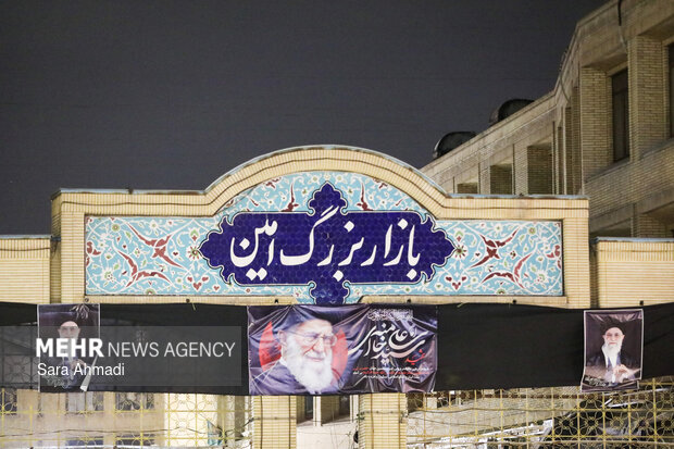 مشهد در عزای رهبر شهید