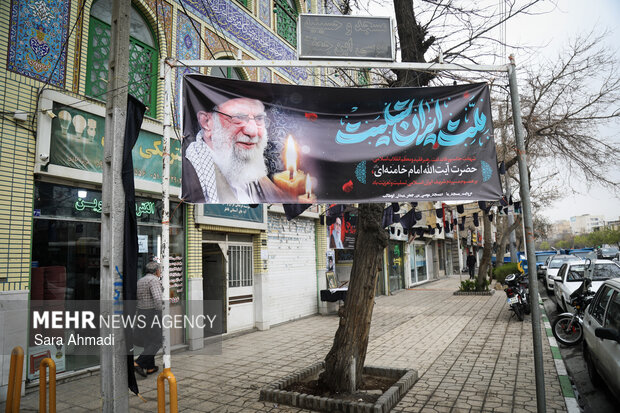 مشهد در عزای رهبر شهید