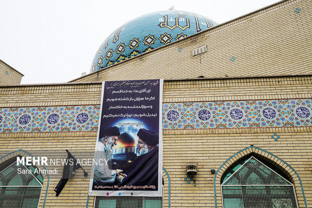 مشهد در عزای رهبر شهید