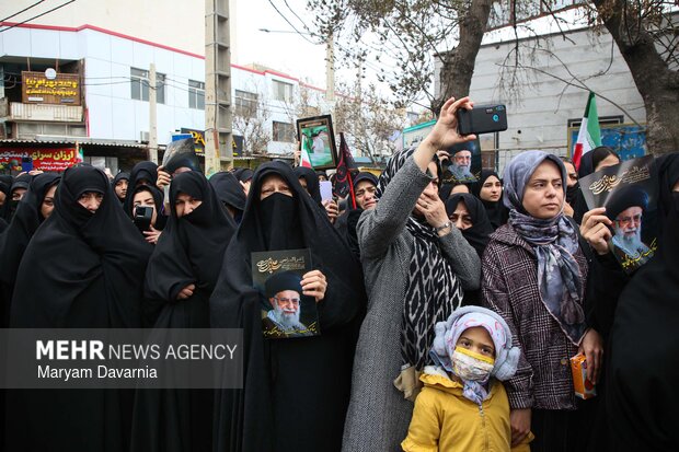 مراسم تشییع و خاکسپاری شهید «جواد ابراهیمی» در شیروان