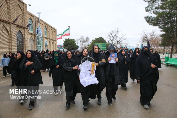 مراسم تشییع و خاکسپاری شهید «جواد ابراهیمی» در شیروان
