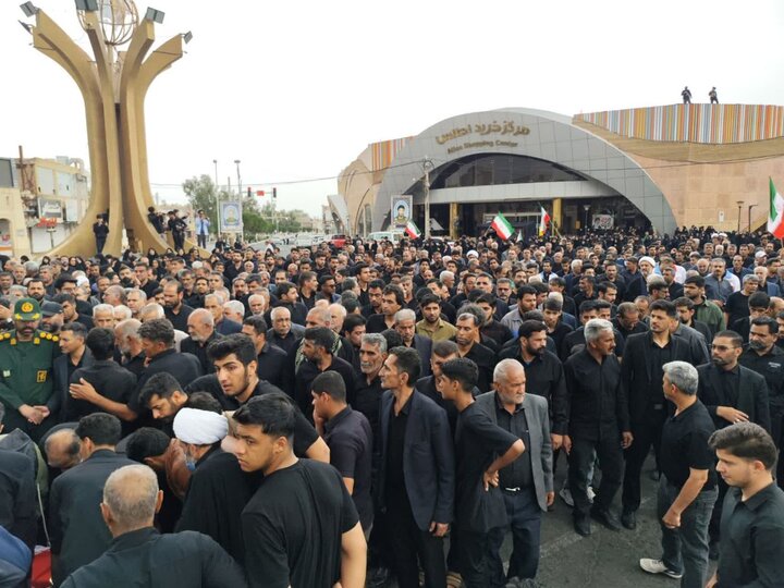 پیکر سروان شهید «علی زارع» در بم تشییع و به خاک سپرده شد