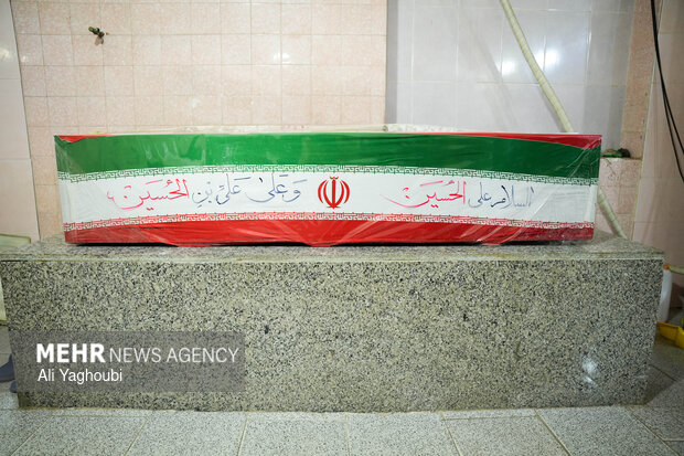 وداع خانواده ها با شهدای گیلانی حملات آمریکایی و صهیونیستی